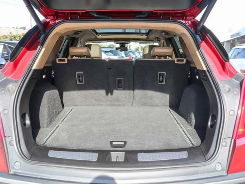 Used 2019 Cadillac XT5 Platinum image 28