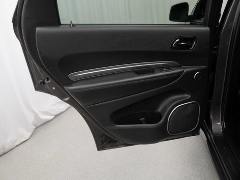 Used 2020 Dodge Durango R/T w/ Blacktop Package AWD/4WD image 28