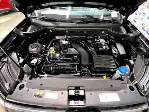 New 2026 Volkswagen Taos SEL image 13