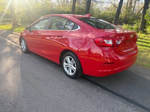 Used 2016 Chevrolet Cruze LT w/ Convenience Package image 6