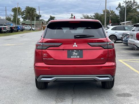 New 2026 Mitsubishi Outlander SE FWD image 4