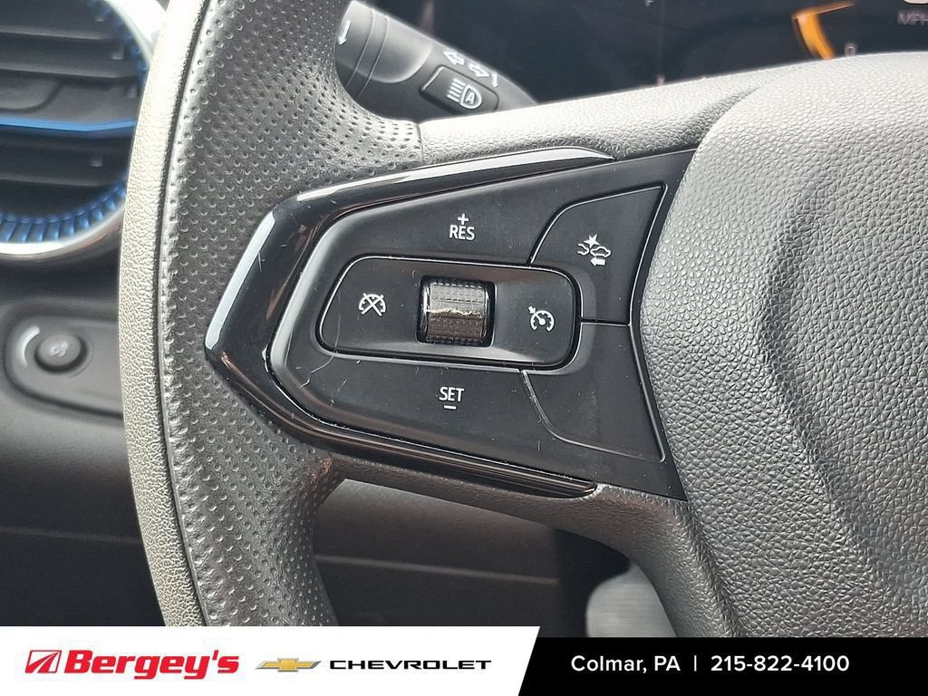 Certified 2024 Chevrolet Trax LT FWD image 23