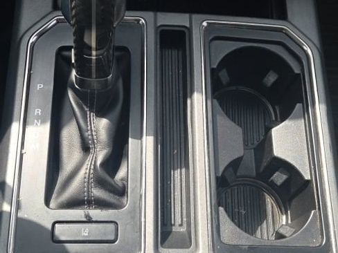 Used 2018 Ford F150 Raptor w/ Equipment Group 802A Luxury image 34