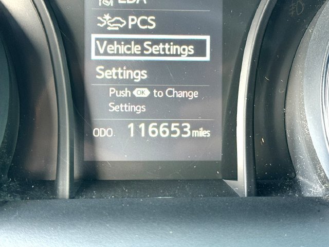 Used 2019 Toyota Camry SE FWD image 17