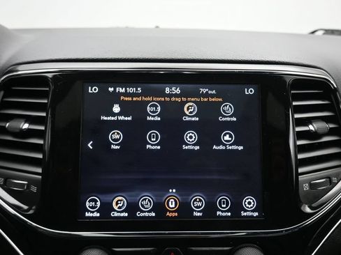 Used 2021 Jeep Grand Cherokee Limited AWD/4WD image 17