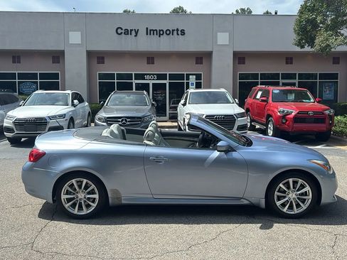 Used 2012 INFINITI G37 Convertible w/ Premium Pkg RWD image 10