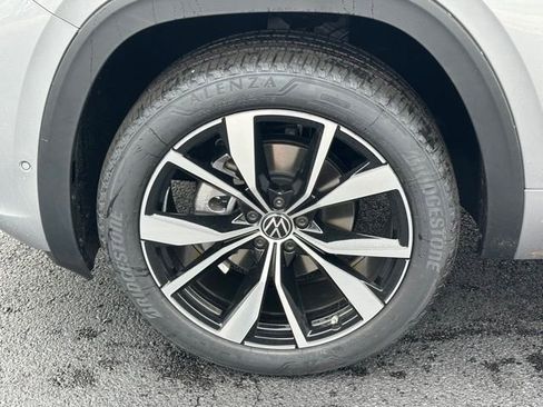 New 2026 Volkswagen Atlas SEL Premium R-Line AWD/4WD image 10