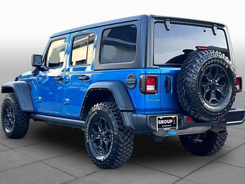 Used 2023 Jeep Wrangler Unlimited w/ Convenience Group AWD/4WD image 11