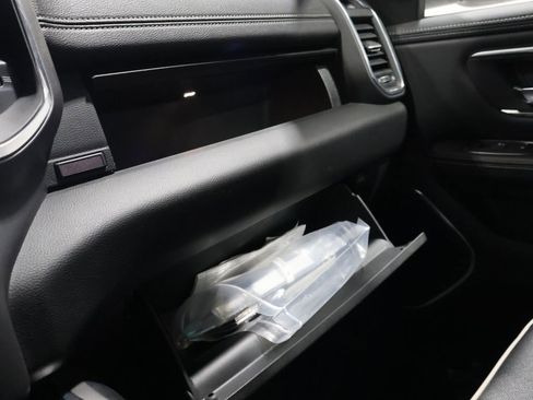 Used 2024 RAM 1500 Laramie image 30