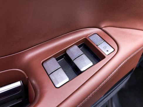 Used 2025 Lincoln Navigator Reserve AWD/4WD image 20