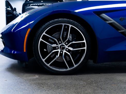 Used 2017 Chevrolet Corvette Stingray Coupe image 7