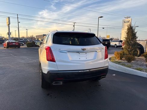 Used 2017 Cadillac XT5 Premium Luxury image 21