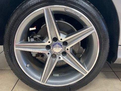 Used 2015 Mercedes-Benz C 400 4MATIC w/ Multimedia Package image 23