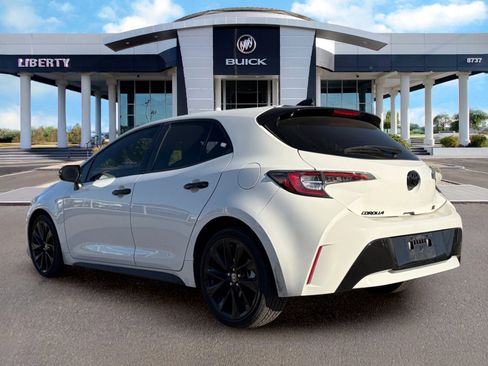 Used 2020 Toyota Corolla SE w/ Carpet Mat Package FWD image 8