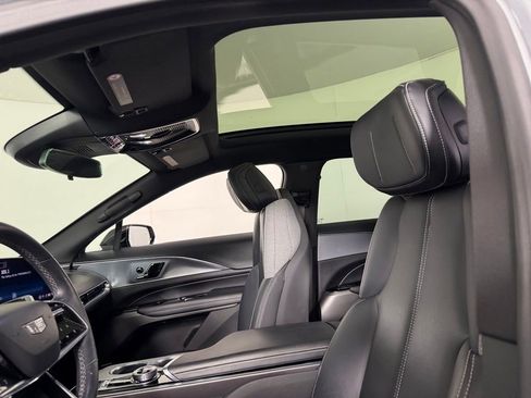 Used 2024 Cadillac Lyriq Tech RWD image 20