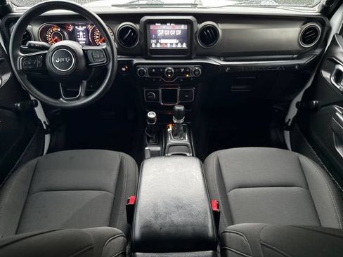 Used 2023 Jeep Wrangler Unlimited Sport AWD/4WD image 12