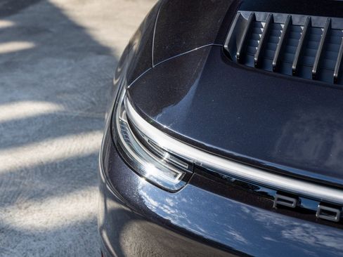 Certified 2022 Porsche 911 50th Anniversary Edition image 19