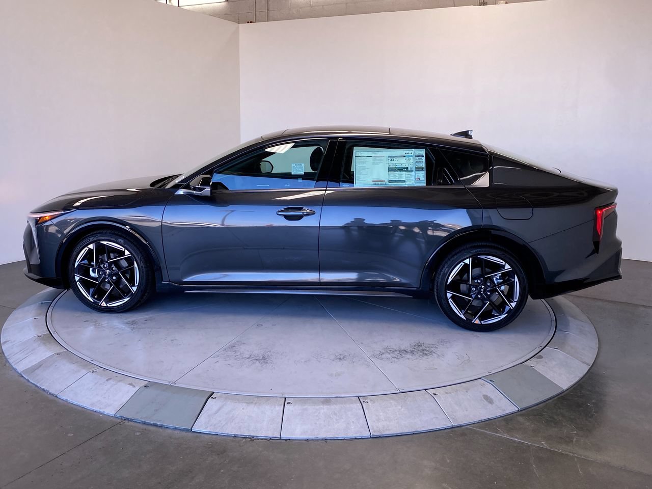 New 2026 Kia K4 GT-Line FWD image 2