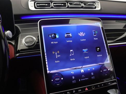 New 2026 Mercedes-Benz S 580e 4MATIC Sedan image 6