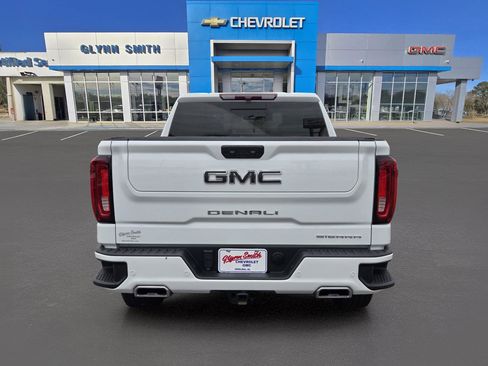 Used 2024 GMC Sierra 1500 Denali AWD/4WD image 8