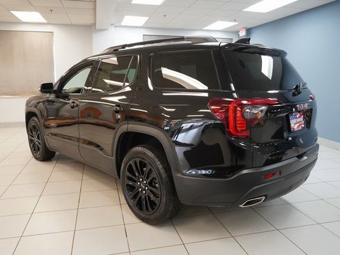 Certified 2023 GMC Acadia SLT w/ Elevation Edition image 12