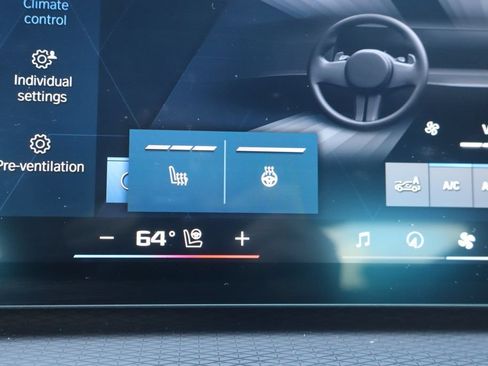 Used 2025 BMW M2 RWD image 16