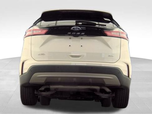 Used 2023 Ford Edge SEL w/ Convenience Package AWD/4WD image 5
