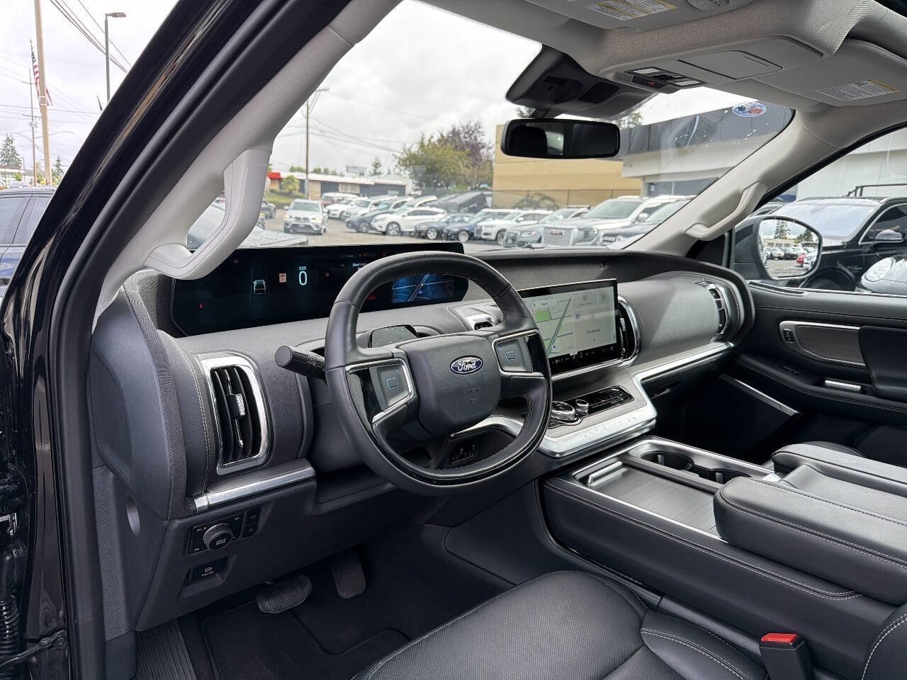 Used 2025 Ford Expedition Max Platinum AWD/4WD image 40