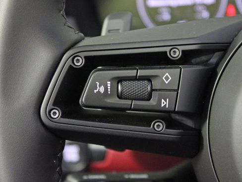 Used 2026 Porsche 911 Carrera image 19