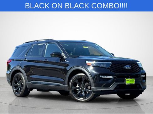 Used 2024 Ford Explorer ST-Line w/ Class IV Trailer Tow Package AWD/4WD image 2