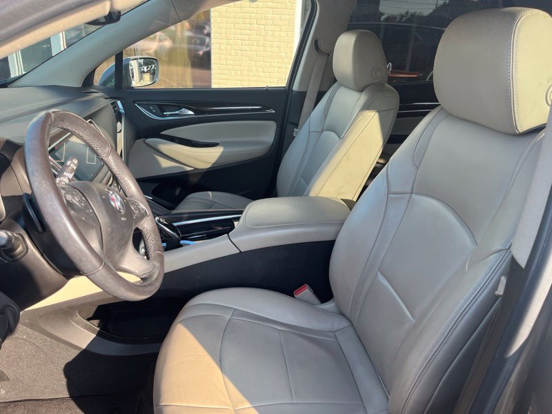 Used 2020 Buick Enclave Essence w/ Sound and Sites Package AWD/4WD image 9