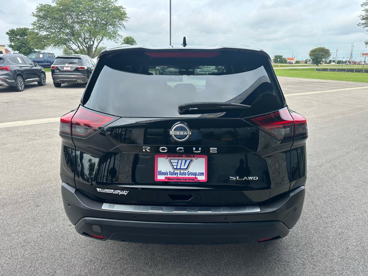 Used 2022 Nissan Rogue SL w/ SL Premium Package AWD/4WD image 6