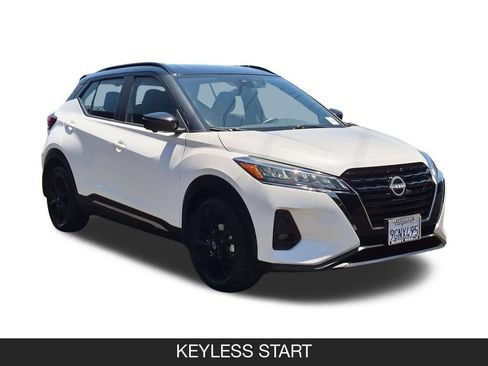 Certified 2023 Nissan Kicks SR FWD image 2