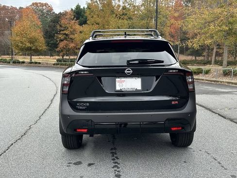 New 2026 Nissan Kicks SR w/ Interior Electronics Package FWD image 8