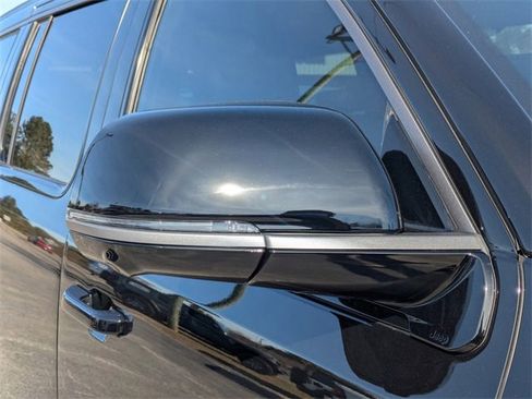 New 2026 Jeep Grand Wagoneer Limited image 12