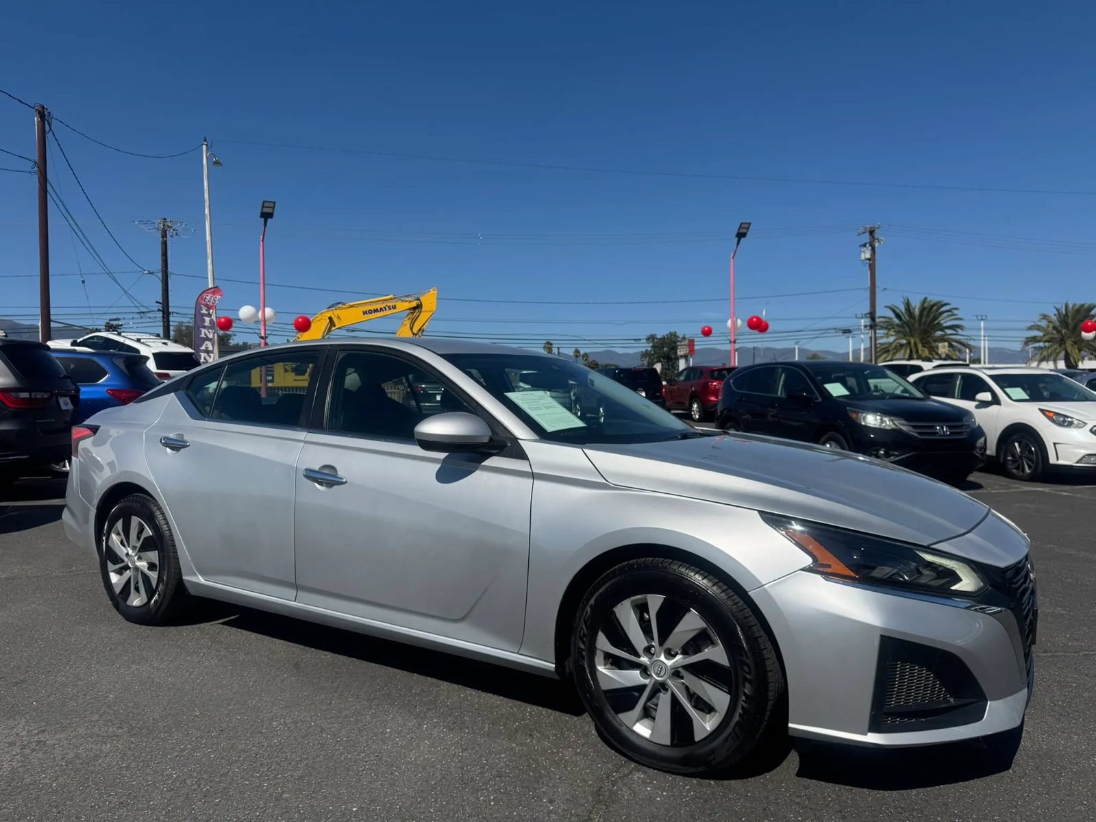 Used 2024 Nissan Altima 2.5 S FWD image 12