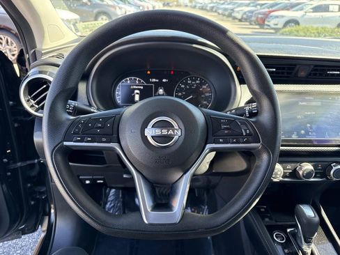 Certified 2024 Nissan Kicks SV image 28