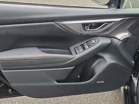 Used 2022 Subaru Crosstrek 2.5i Limited w/ Moonroof Package 2 image 12