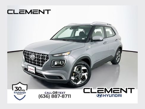 Used 2022 Hyundai Venue SEL w/ Cargo Package FWD image 1