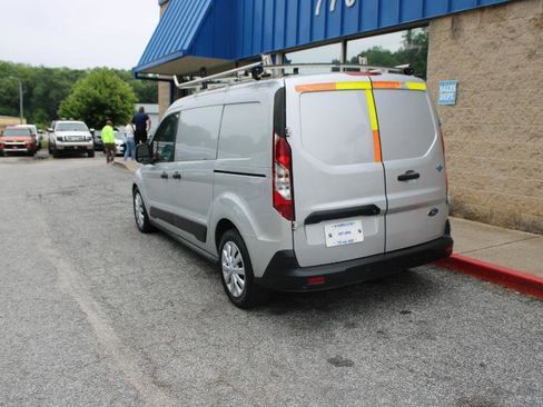 Used 2019 Ford Transit Connect XLT FWD image 4