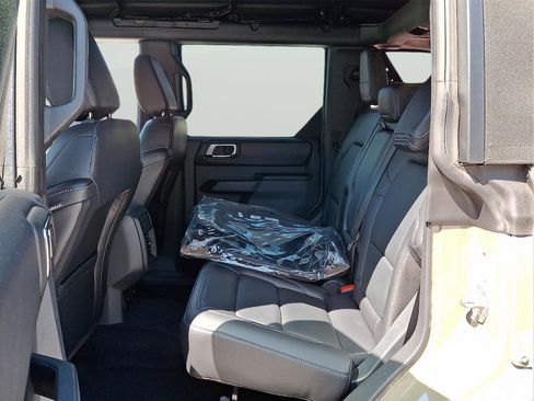 New 2025 Ford Bronco Outer Banks w/ Sasquatch Package image 6