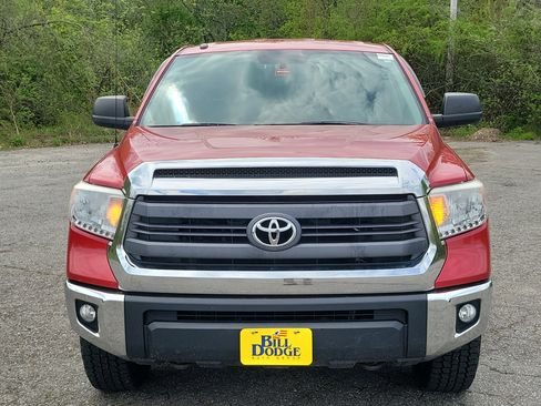 Used 2015 Toyota Tundra SR5 AWD/4WD image 2