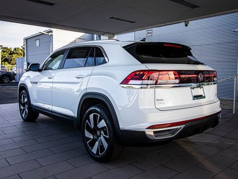 New 2026 Volkswagen Atlas Cross Sport SEL image 13