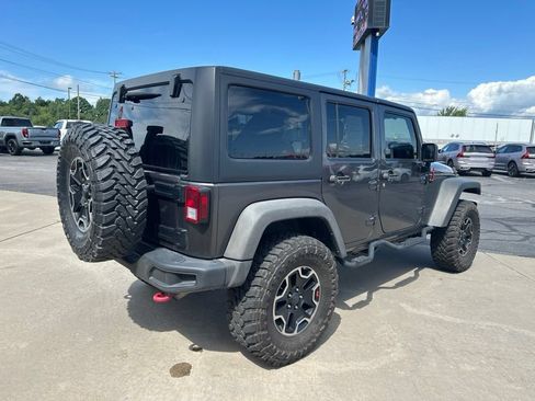 Used 2016 Jeep Wrangler Unlimited Rubicon AWD/4WD image 5