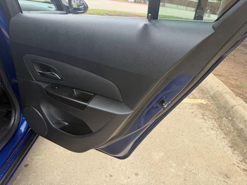 Used 2012 Chevrolet Cruze Eco FWD image 12