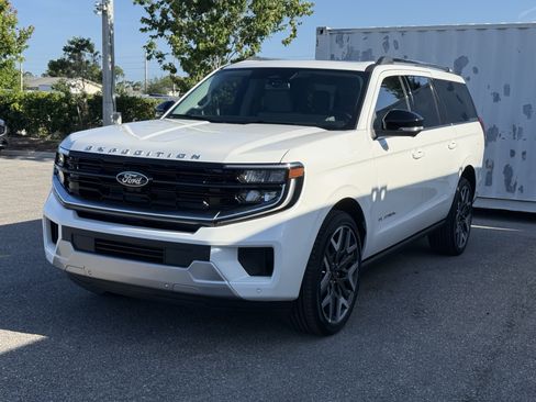 New 2026 Ford Expedition Max Platinum w/ Platinum Ultimate Package AWD/4WD image 8
