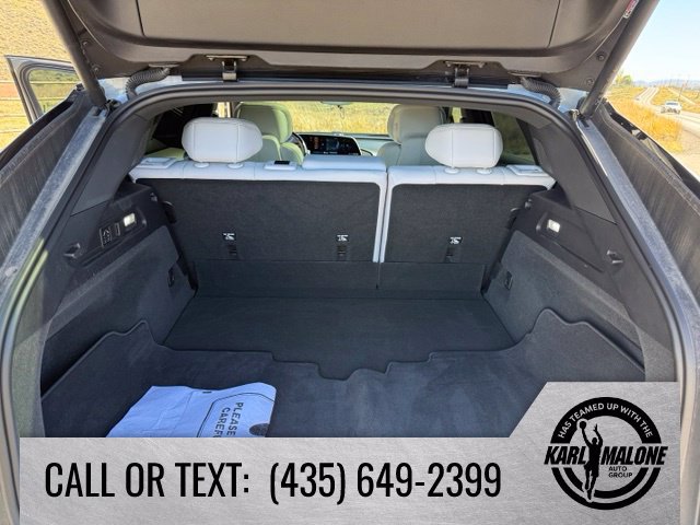 Used 2024 Cadillac Lyriq Luxury AWD/4WD image 32
