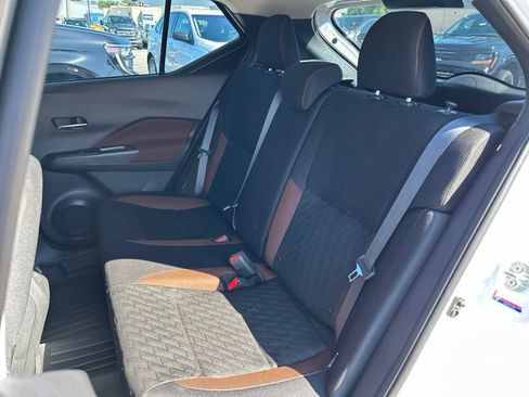 Used 2023 Nissan Kicks SR FWD image 34