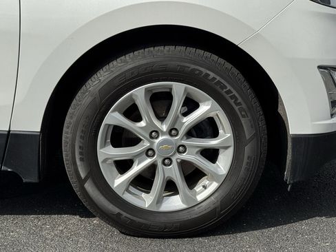 Used 2019 Chevrolet Equinox LT w/ Sun & Navigation Package image 18