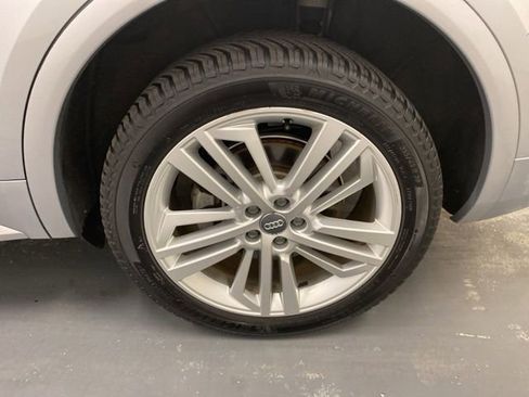 Used 2018 Audi Q5 2.0T Premium Plus w/ Premium Plus Package AWD/4WD image 34
